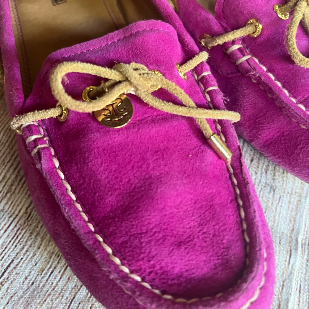 Fuchsia Sperry